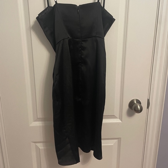 ChiChi London black corset dress - Picture 3 of 4